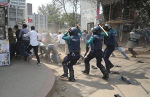 Chhatra Dal-police clash: 50 injured including journalist